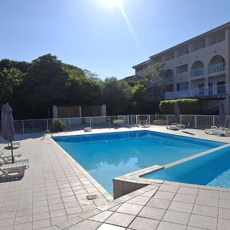 L'ecrin A St Florent Vue Piscine * 생플로랑