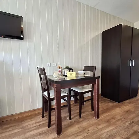 Ensoleille A Saint-florent Avec Piscine *